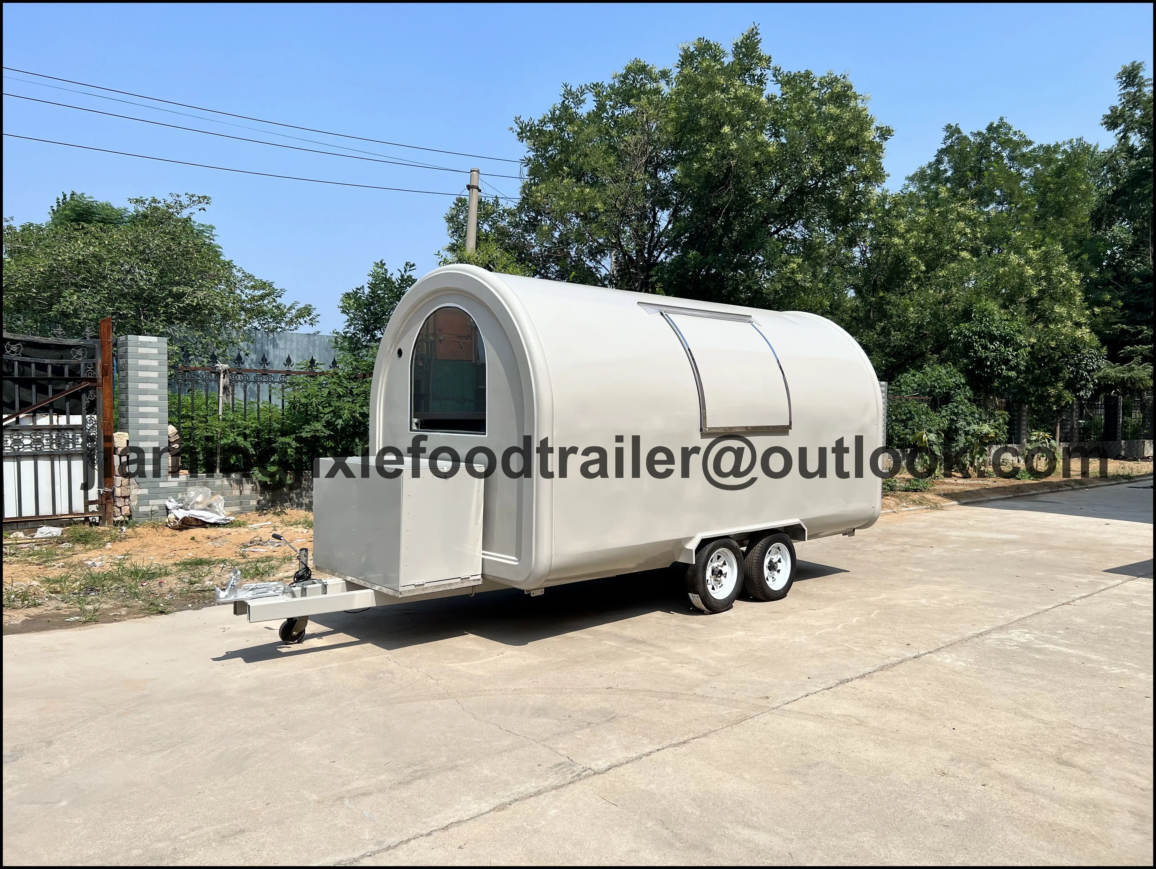 Modern Mobile Food Trailer Customized Dessert Food Trailer for Festival Catering and Outdoor Events
Modern Mobile Food Trailer Customized Dessert Food Trailer for Festival Catering and Outdoor Events