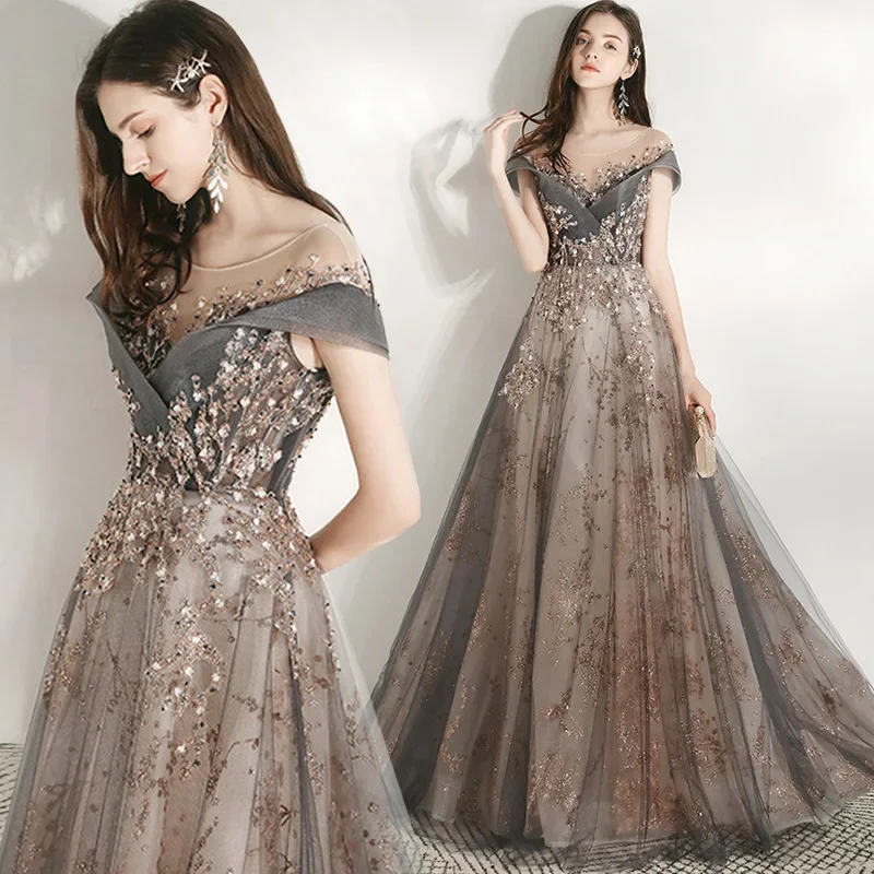 Banquet Evening Dress Dress Female New Style Temperament Company Annual Meeting Birthday Glitter Host Art Exam Tail Dress
Banquet Evening Dress Dress Female New Style Temperament Company Annual Meeting Birthday Glitter Host Art Exam Tail Dress