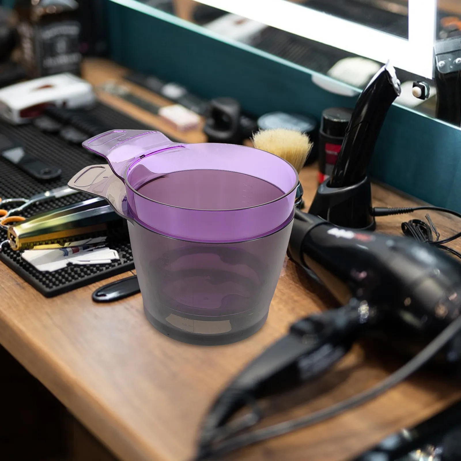 2Pcs Clear Plastic Hair Coloring Bowl with Handle Salon Grade Mixing Bowl for Hair Dye Application Color Consistency Monitoring
2Pcs Clear Plastic Hair Coloring Bowl with Handle Salon Grade Mixing Bowl for Hair Dye Application Color Consistency Monitoring