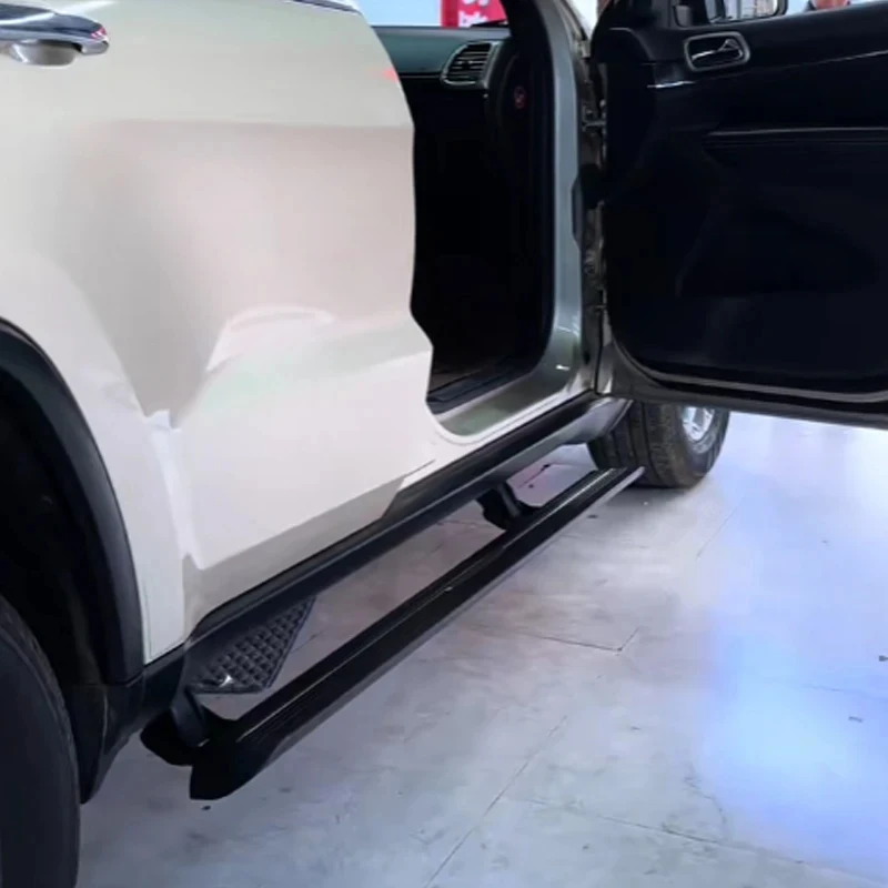 Jeep Grand CherokeeL 2023 + Electric side steps, automatic aluminum alloy electric running board
Jeep Grand CherokeeL 2023 + Electric side steps, automatic aluminum alloy electric running board
