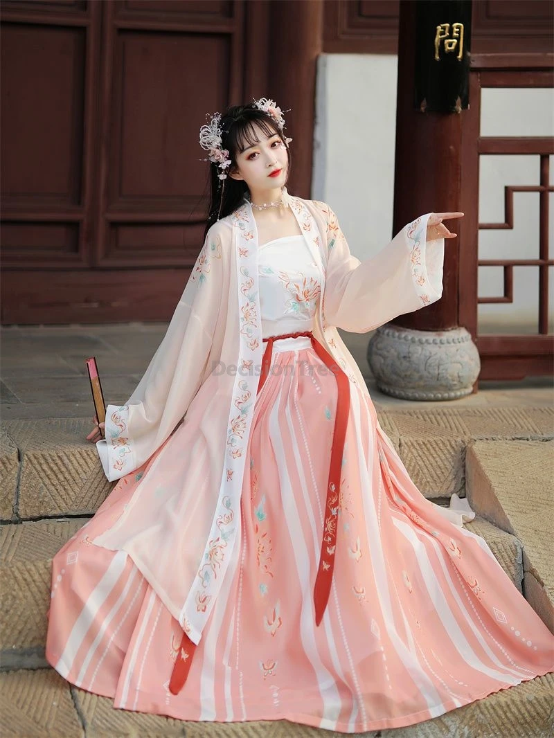 2025 chinese song dynasty improved girls' daily garment sweet fairy one-piece hanfu dress exquisite embroideried printing hanfu
2025 chinese song dynasty improved girls' daily garment sweet fairy one-piece hanfu dress exquisite embroideried printing hanfu
