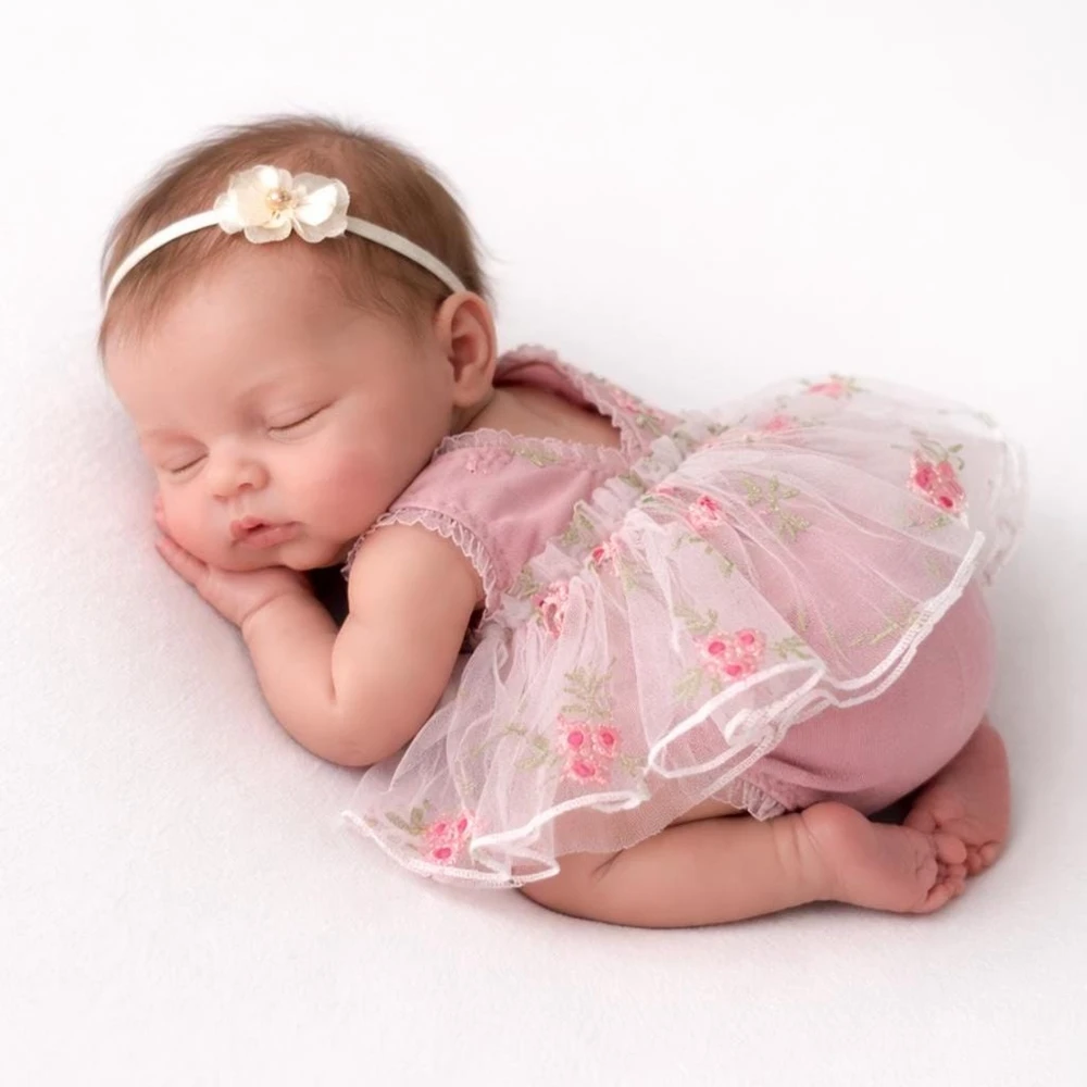 Newborn Photography Props Baby Girl Floral Embroidery Romper Backless Tutu Dress Infant Photoshoot Outfit Bebe Studio Clothes
Newborn Photography Props Baby Girl Floral Embroidery Romper Backless Tutu Dress Infant Photoshoot Outfit Bebe Studio Clothes