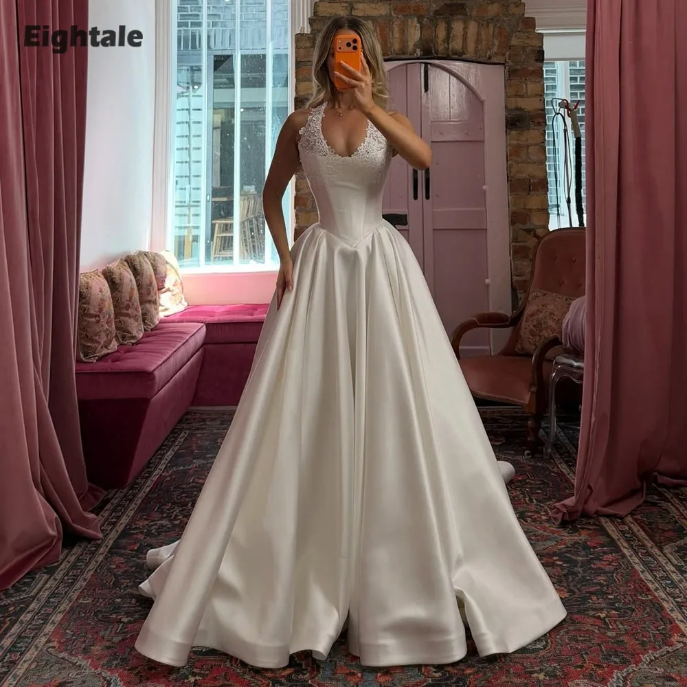 Eightale арабское свадебное платье на заказ цвета слоновой кости с лямкой на шее, кружевное атласное свадебное платье, мусульманское вечернее платье трапециевидной формы для невесты
Eightale арабское свадебное платье на заказ цвета слоновой кости с лямкой на шее, кружевное атласное свадебное платье, мусульманское вечернее платье трапециевидной формы для невесты