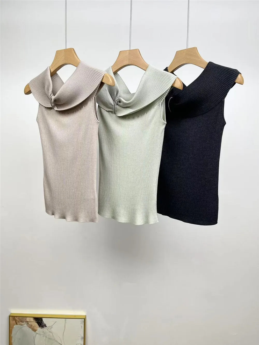 Ladies One-Shoulder Short-Sleeved T-Shirt Summer Beaded Chain Knitted Top Slim Sexy
Ladies One-Shoulder Short-Sleeved T-Shirt Summer Beaded Chain Knitted Top Slim Sexy