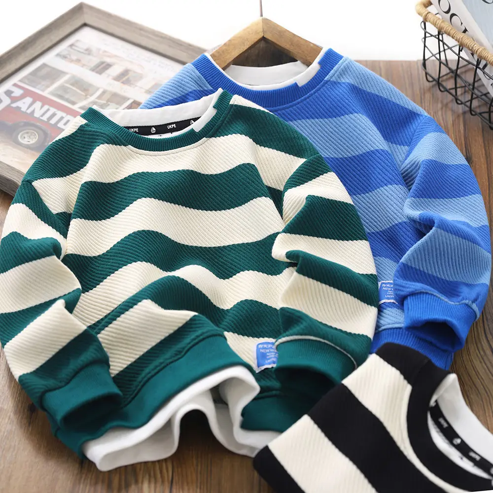 Boys' Autumn 2023 New Children's Spring and Autumn Striped Top Fashionable Baby Leisure Sweater
Boys' Autumn 2023 New Children's Spring and Autumn Striped Top Fashionable Baby Leisure Sweater