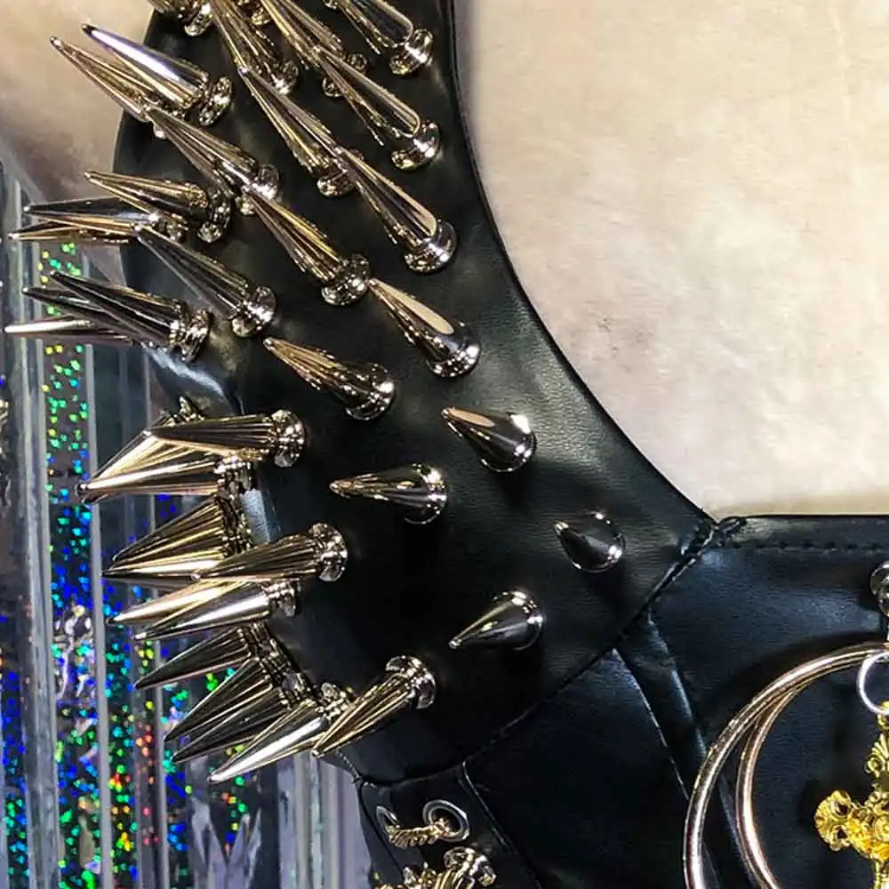 Майка-топ в стиле Kawaii E-Girls, Харадзюку, гранж, эмо, готика, DIY, трендовый, готический панк-рок, ручной работы, с заклепками и стразами, Y2K, экологичный
Майка-топ в стиле Kawaii E-Girls, Харадзюку, гранж, эмо, готика, DIY, трендовый, готический панк-рок, ручной работы, с заклепками и стразами, Y2K, экологичный