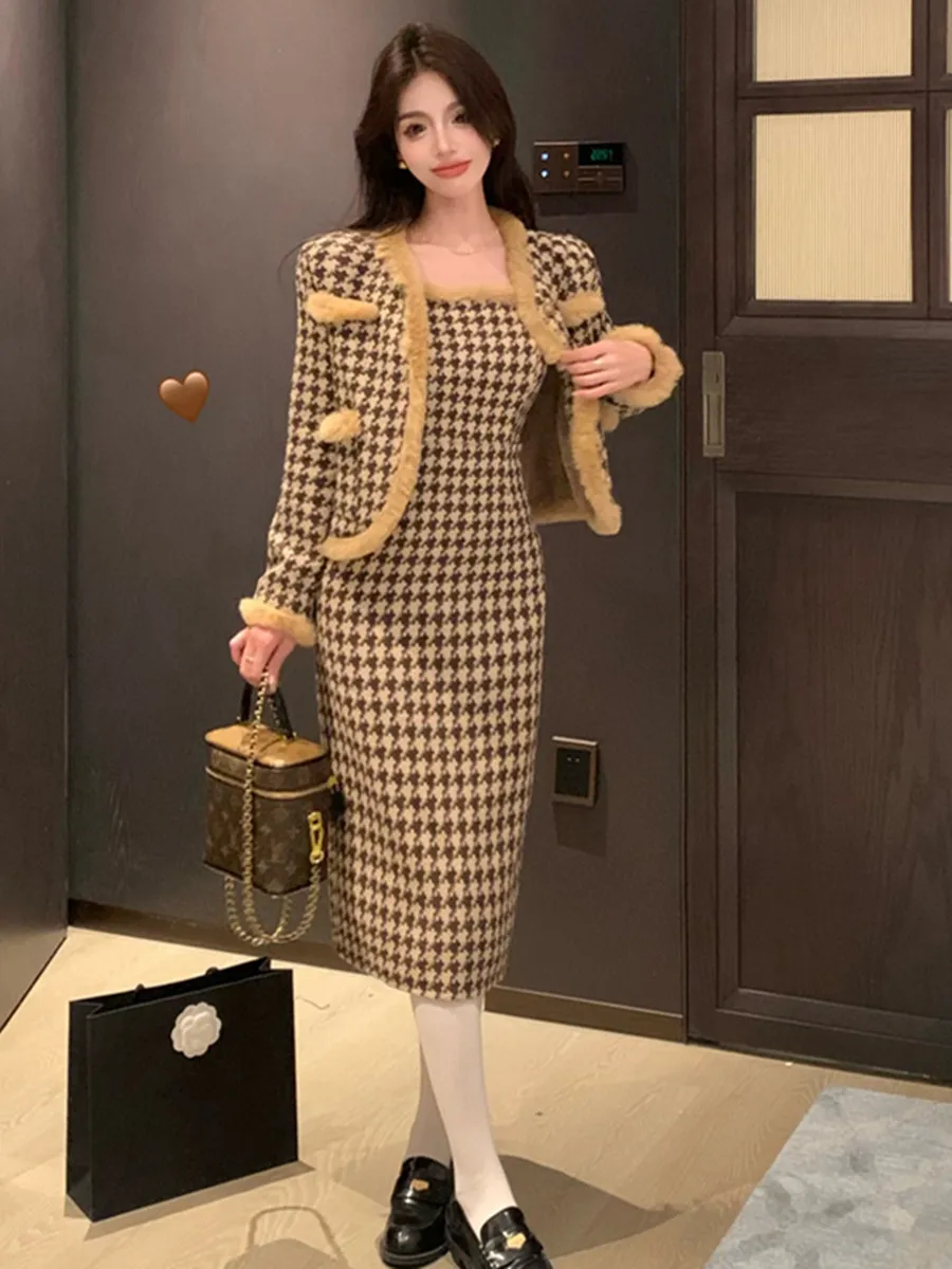 Autumn/Winter Houndstooth Small Fragrance Style Women's Shearling Coat with Strapless Pencil Dress Two-Piece Sets
Autumn/Winter Houndstooth Small Fragrance Style Women's Shearling Coat with Strapless Pencil Dress Two-Piece Sets