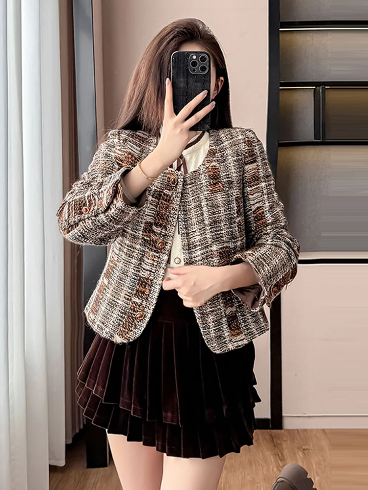 Женский твидовый жакет: новая осенне-зимняя коллекция, модный короткий кардиган в клетку для миниатюрных женщин
Женский твидовый жакет: новая осенне-зимняя коллекция, модный короткий кардиган в клетку для миниатюрных женщин