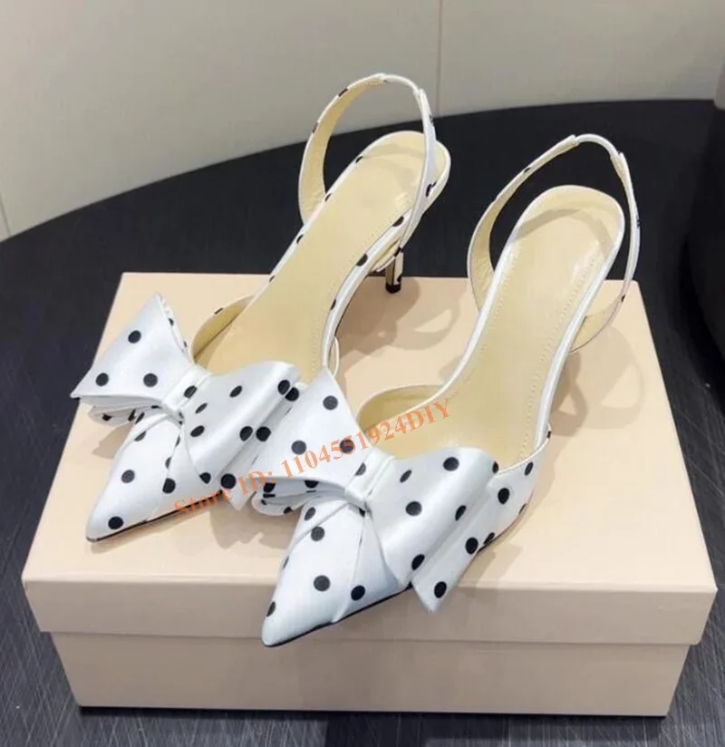 Женские туфли-лодочки с большим галстуком-бабочкой и пятном, пикантные женские босоножки на высоком каблуке в горошек с острым носком и открытым носком
Женские туфли-лодочки с большим галстуком-бабочкой и пятном, пикантные женские босоножки на высоком каблуке в горошек с острым носком и открытым носком