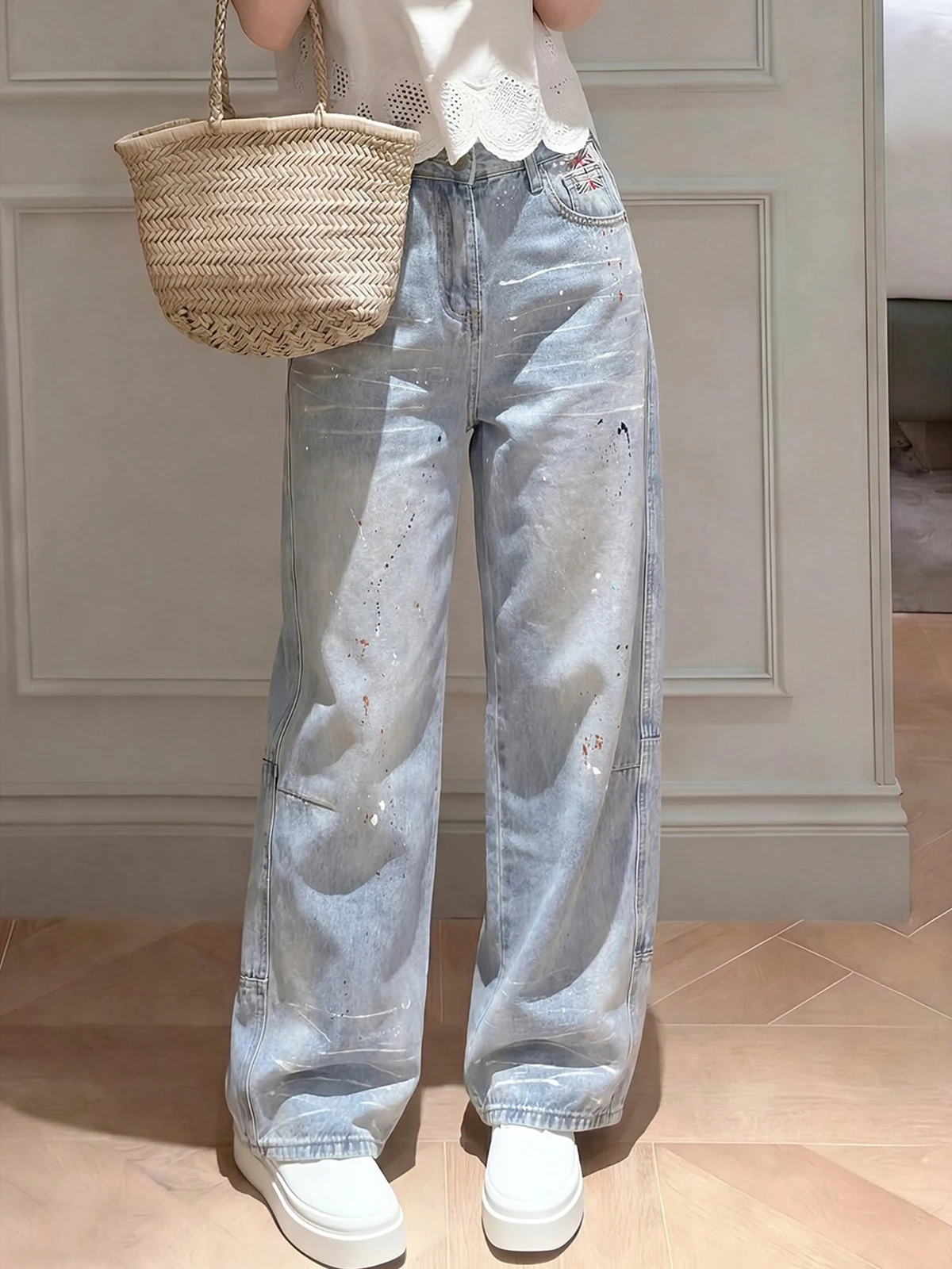 Fashionable High Waist Wide Leg Jeans Women's Summer 2026 Loose Drapey Slimming Straight Cut Denim Pants Casual Style
Fashionable High Waist Wide Leg Jeans Women's Summer 2026 Loose Drapey Slimming Straight Cut Denim Pants Casual Style