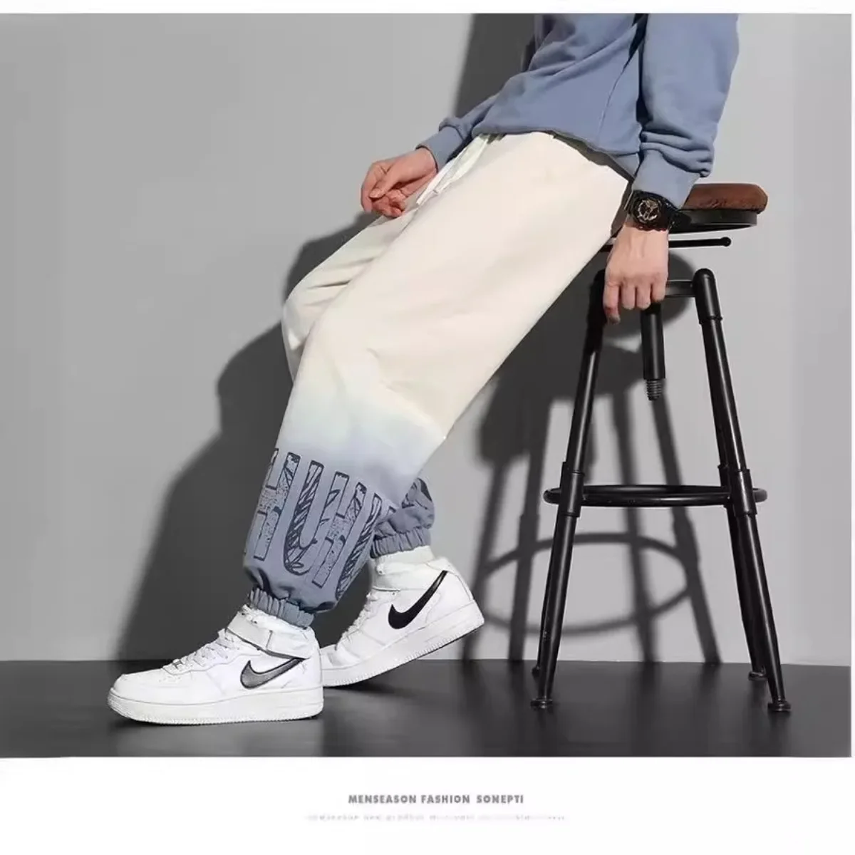 2025 Casual Long Jogger Sweat Pants Men for Quick Drying Spring and Summer Trendy Straight Leg Loose Fashion Gradient Trousers
2025 Casual Long Jogger Sweat Pants Men for Quick Drying Spring and Summer Trendy Straight Leg Loose Fashion Gradient Trousers