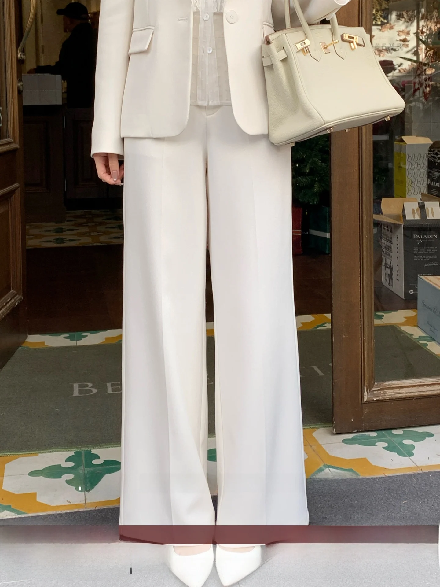 High Waist Wide Leg Suit Pants for Women White Casual Trousers Spring 2026 High Fashion Minimalist Style Polyester Spandex
High Waist Wide Leg Suit Pants for Women White Casual Trousers Spring 2026 High Fashion Minimalist Style Polyester Spandex