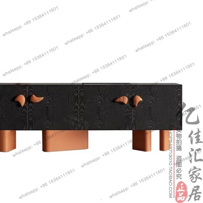 Retro black floor-to-ceiling TV, crescent handle facing the door, living room decoration cabinet, sample semi-villa cabinet
Retro black floor-to-ceiling TV, crescent handle facing the door, living room decoration cabinet, sample semi-villa cabinet
