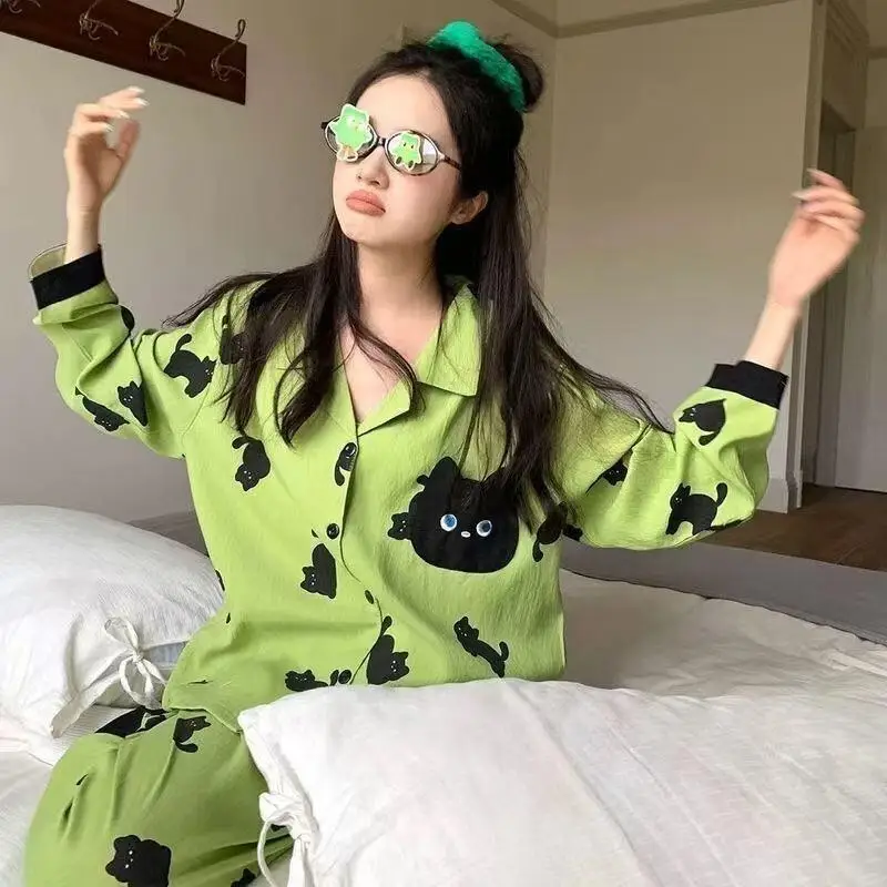Милый комплект из двух предметов, весенне-осенние пижамы для девочек, студенческая повседневная женская одежда из 2 предметов с героями мультфильмов, сексуальная пижама с длинными рукавами
Милый комплект из двух предметов, весенне-осенние пижамы для девочек, студенческая повседневная женская одежда из 2 предметов с героями мультфильмов, сексуальная пижама с длинными рукавами