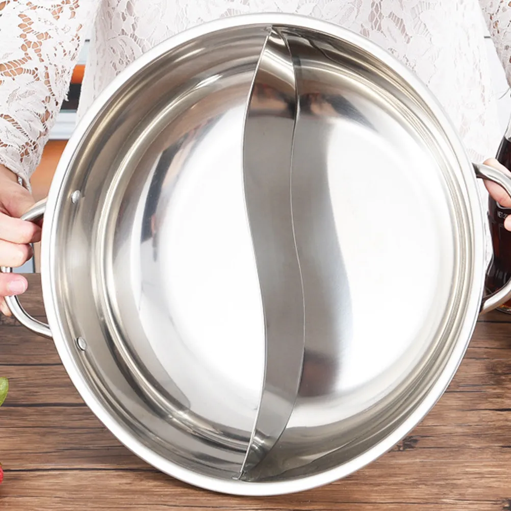 1Set Stainless Steel Hot Pot with Divider Double-Flavor Family Gathering Cookware Even Heating Nonstick Interior Easy Clean
1Set Stainless Steel Hot Pot with Divider Double-Flavor Family Gathering Cookware Even Heating Nonstick Interior Easy Clean