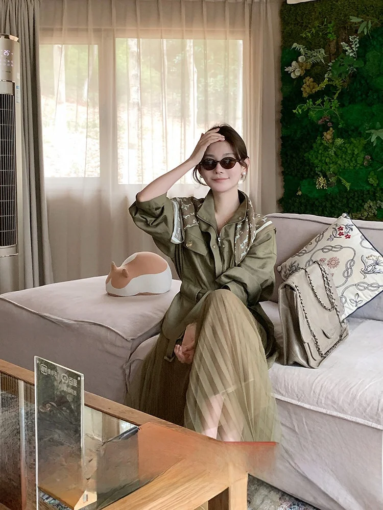 ARE GuaGua Women's Linen Workwear Jacket Spring Lazy Drape Waist-Cinching Stand Collar Multi-Pocket Long Sleeve Casual Style
ARE GuaGua Women's Linen Workwear Jacket Spring Lazy Drape Waist-Cinching Stand Collar Multi-Pocket Long Sleeve Casual Style