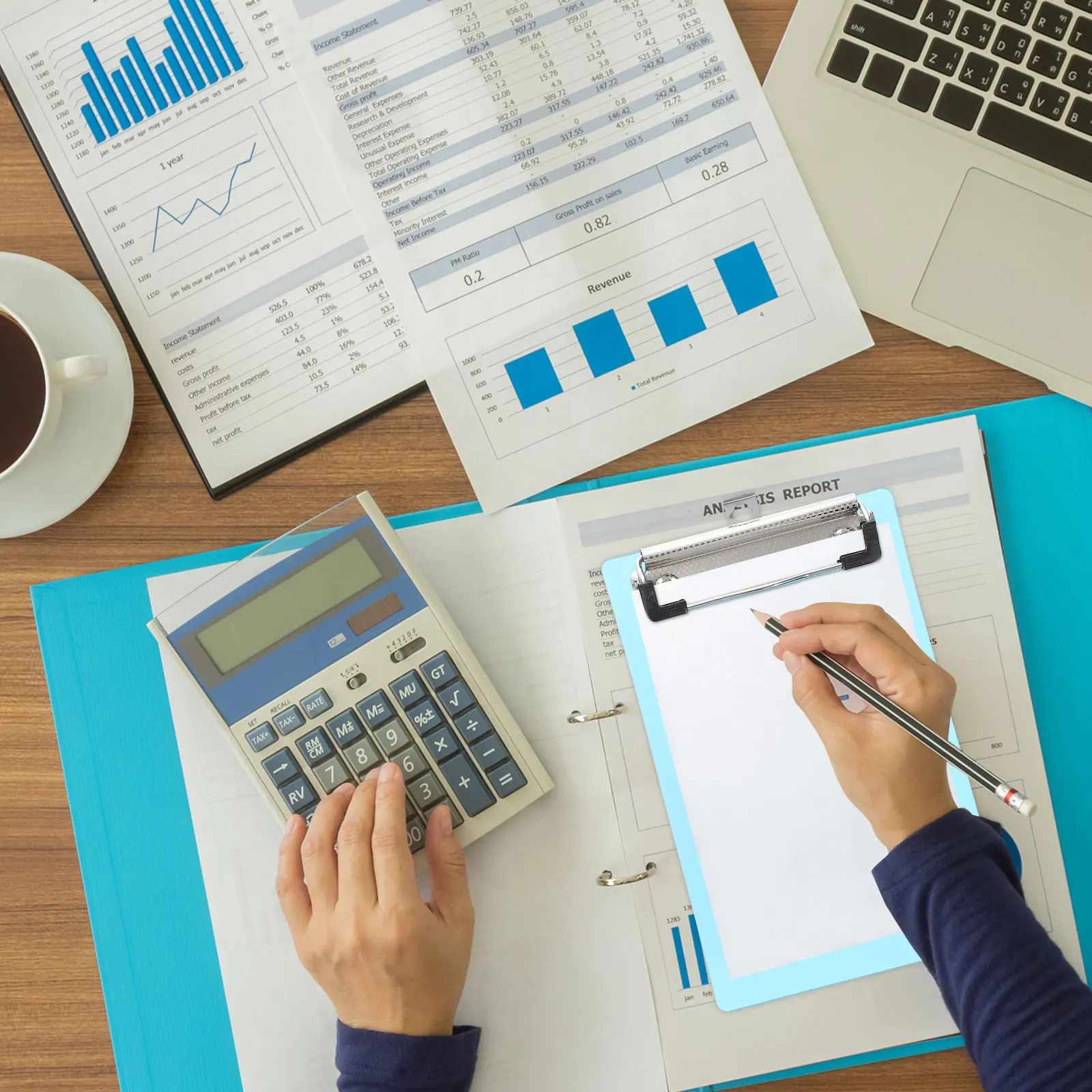 6Pcs Color Transparent Plastic Clipboards Lightweight Writing Boards with Hanging Loop for Office School Paper Holder
6Pcs Color Transparent Plastic Clipboards Lightweight Writing Boards with Hanging Loop for Office School Paper Holder