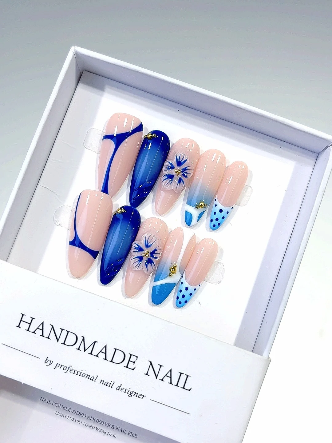 Размазанное искусство, элитный роскошный стиль, модный носимый дизайн ногтей (D414)
Размазанное искусство, элитный роскошный стиль, модный носимый дизайн ногтей (D414)