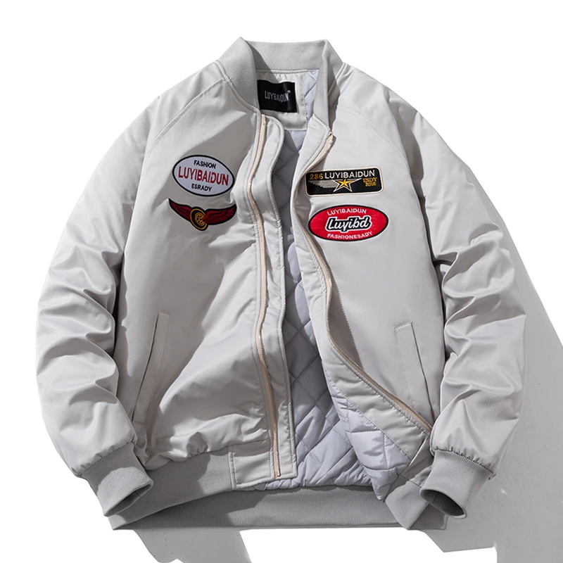 Autumn Winter Pilot Jackets Military Bomber Jacket Men Badge Thick Warm Vintage Baseball Coat Casual American Men Clothing 2023
Autumn Winter Pilot Jackets Military Bomber Jacket Men Badge Thick Warm Vintage Baseball Coat Casual American Men Clothing 2023