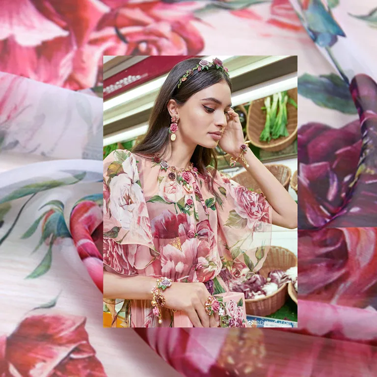 Summer light and light perspective pink peony flower digital printing chiffon fabric holiday half-length dress shirt fabric
Summer light and light perspective pink peony flower digital printing chiffon fabric holiday half-length dress shirt fabric