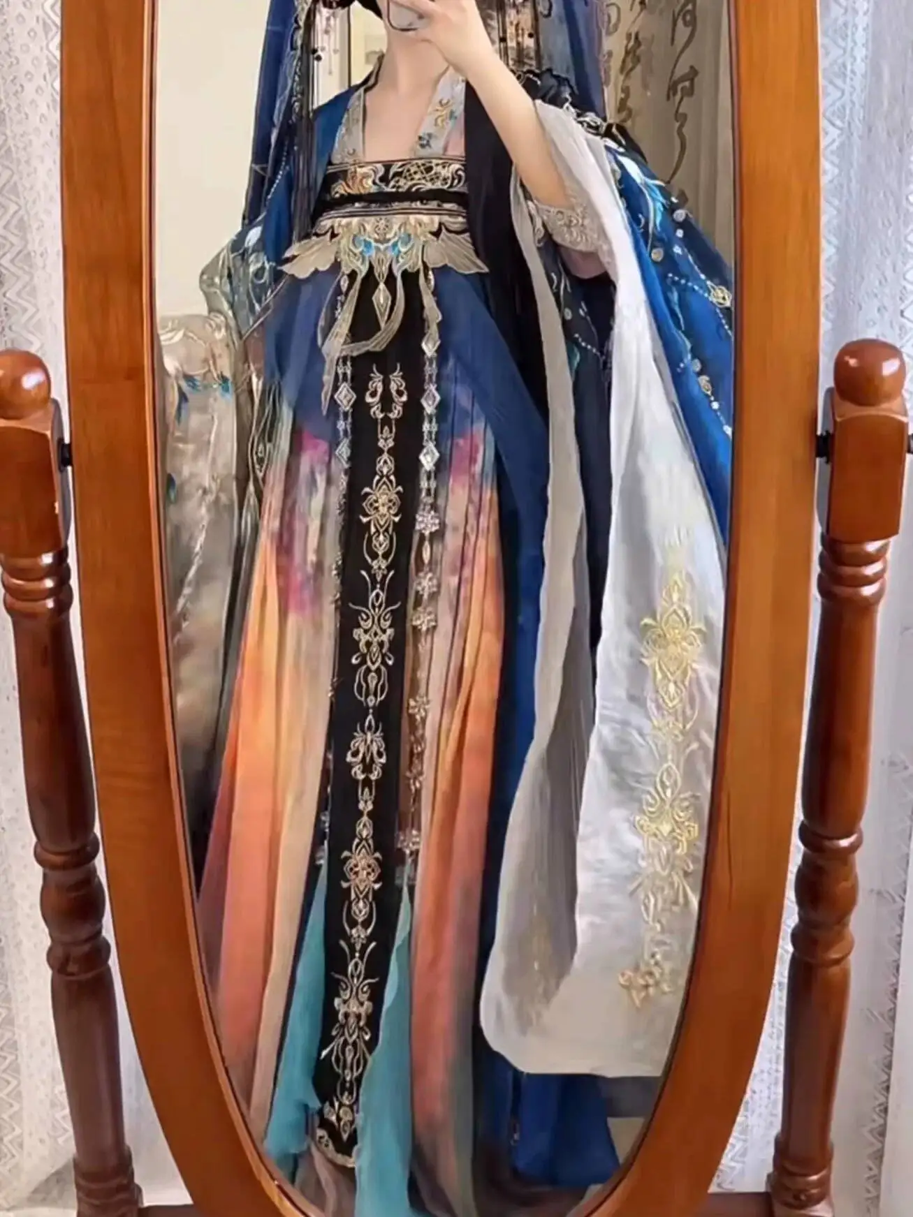 New Hanfu Women Tang System National Air Restore Heavy Industry Embroidery Group Photo Dunhuang Mural Han Elements Cosplay
New Hanfu Women Tang System National Air Restore Heavy Industry Embroidery Group Photo Dunhuang Mural Han Elements Cosplay