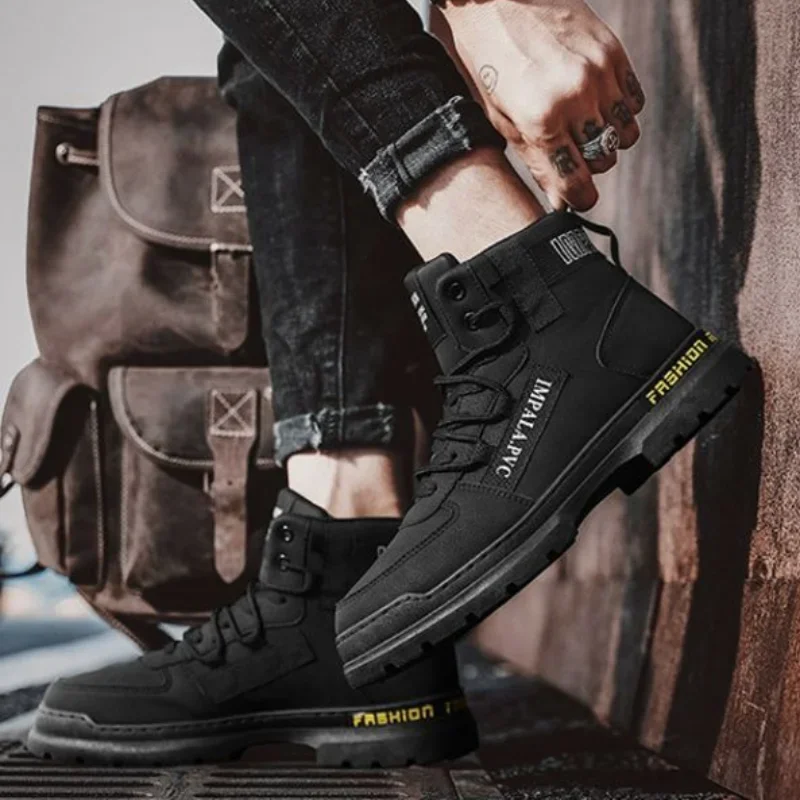Sneaker Sports Boots for Men Spring Autumn High Cut Man Shoes Sale New Quality Non Slip Offer Trendy 2025 Offers Hot Selling Y2k
Sneaker Sports Boots for Men Spring Autumn High Cut Man Shoes Sale New Quality Non Slip Offer Trendy 2025 Offers Hot Selling Y2k