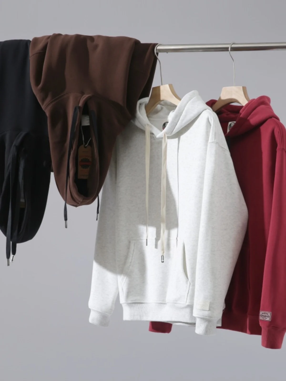 Men's Fashionable Hoodie Sweatshirt Composite down Filling Skin-friendly Warm Winter Sportswear Straight Cut Urban Style
Men's Fashionable Hoodie Sweatshirt Composite down Filling Skin-friendly Warm Winter Sportswear Straight Cut Urban Style