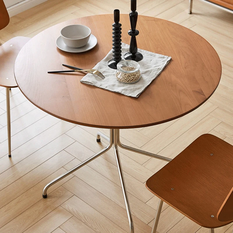 Eames dining table conference table small apartment household Internet celebrity round table
Eames dining table conference table small apartment household Internet celebrity round table