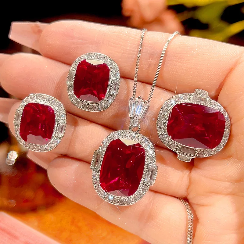 Jewelry gold-plated red corundum square fashion set 12*16-10*12
Jewelry gold-plated red corundum square fashion set 12*16-10*12