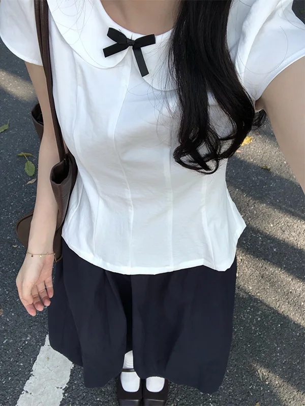 Sweet Korean Style Doll Collar Women's Shirt Short Sleeve Slim Fit Summer Fashion White Fishbone Line Top Knot T-shirt
Sweet Korean Style Doll Collar Women's Shirt Short Sleeve Slim Fit Summer Fashion White Fishbone Line Top Knot T-shirt