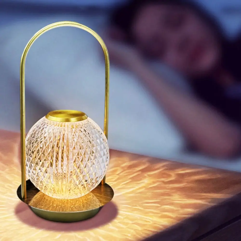 Современная скандинавская металлическая настольная лампа с регулируемой яркостью, сенсорное управление, светодиодная атмосферная лампа, 3 цвета света, беспроводной портативный ночник для учебы 
Современная скандинавская металлическая настольная лампа с регулируемой яркостью, сенсорное управление, светодиодная атмосферная лампа, 3 цвета света, беспроводной портативный ночник для учебы