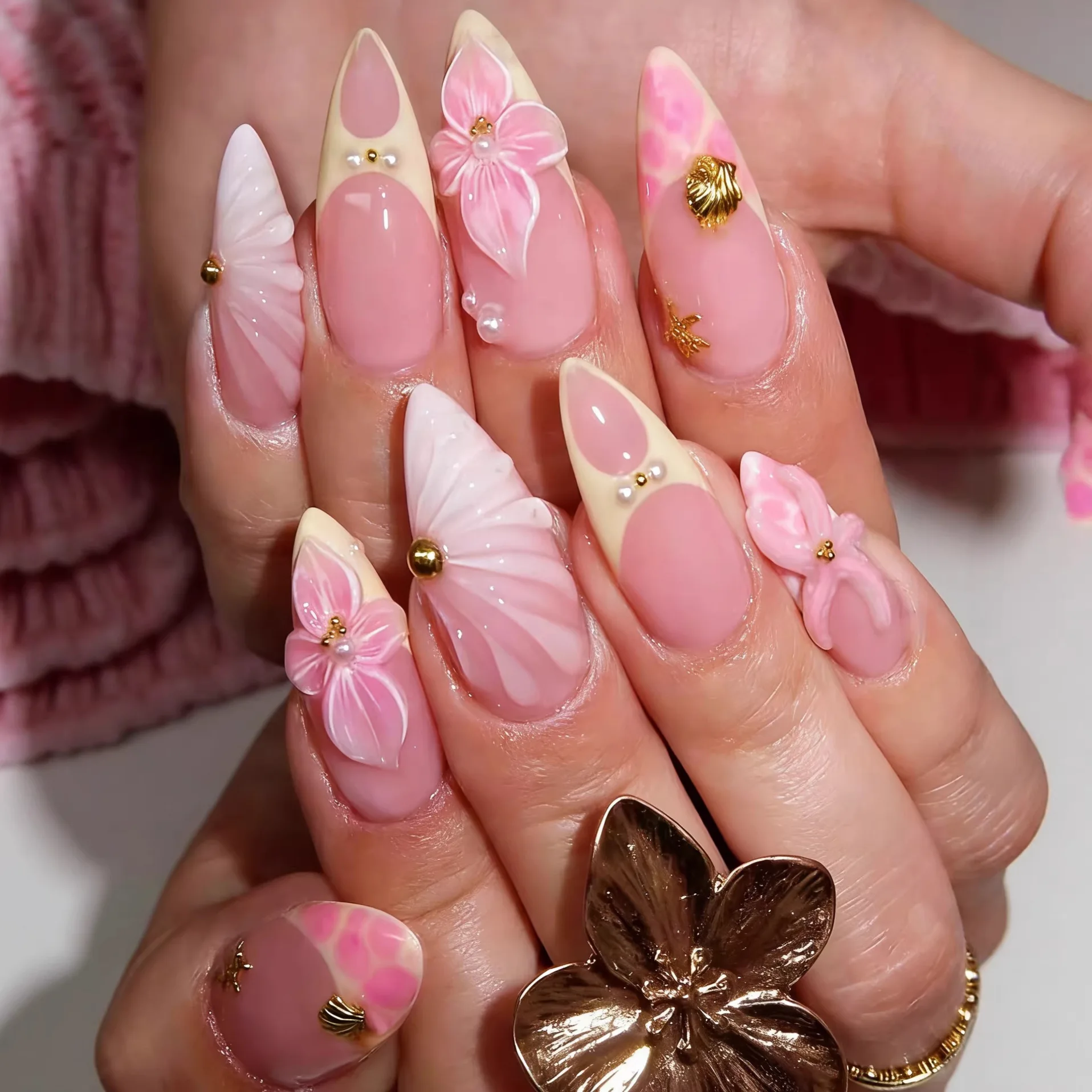 30PCS 3D Almond Flower Press on Nails with Ocean Starfish Shell Pearl False Nails High Quality Luxury Elegant Design Nail Art 네일
30PCS 3D Almond Flower Press on Nails with Ocean Starfish Shell Pearl False Nails High Quality Luxury Elegant Design Nail Art 네일