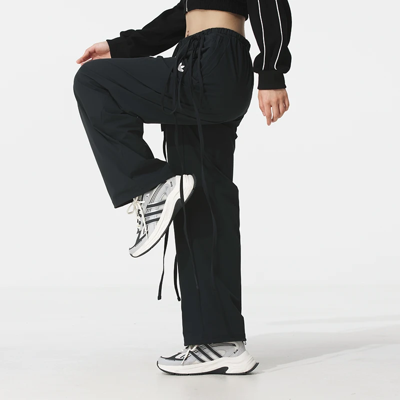 Брюки Adidas (Adidas) Trefoil, женские спортивные брюки нового стиля, модные, удобные, для фитнеса, тренировок, повседневные, тканые, длинные брюки Jv9727
Брюки Adidas (Adidas) Trefoil, женские спортивные брюки нового стиля, модные, удобные, для фитнеса, тренировок, повседневные, тканые, длинные брюки Jv9727