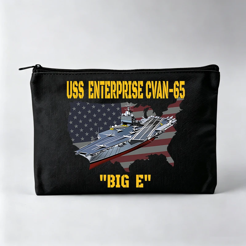 Women's Military-Inspired Ship Graphic Makeup Bag with American Flag Background, Zipper Cosmetic Pouch for Casual Use
Women's Military-Inspired Ship Graphic Makeup Bag with American Flag Background, Zipper Cosmetic Pouch for Casual Use