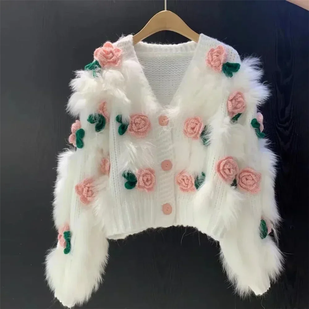 Spring and Autumn New Fashion Korean Version Rose 3D Embroidery Knitted Cardigan V-neck Top Coat
Spring and Autumn New Fashion Korean Version Rose 3D Embroidery Knitted Cardigan V-neck Top Coat