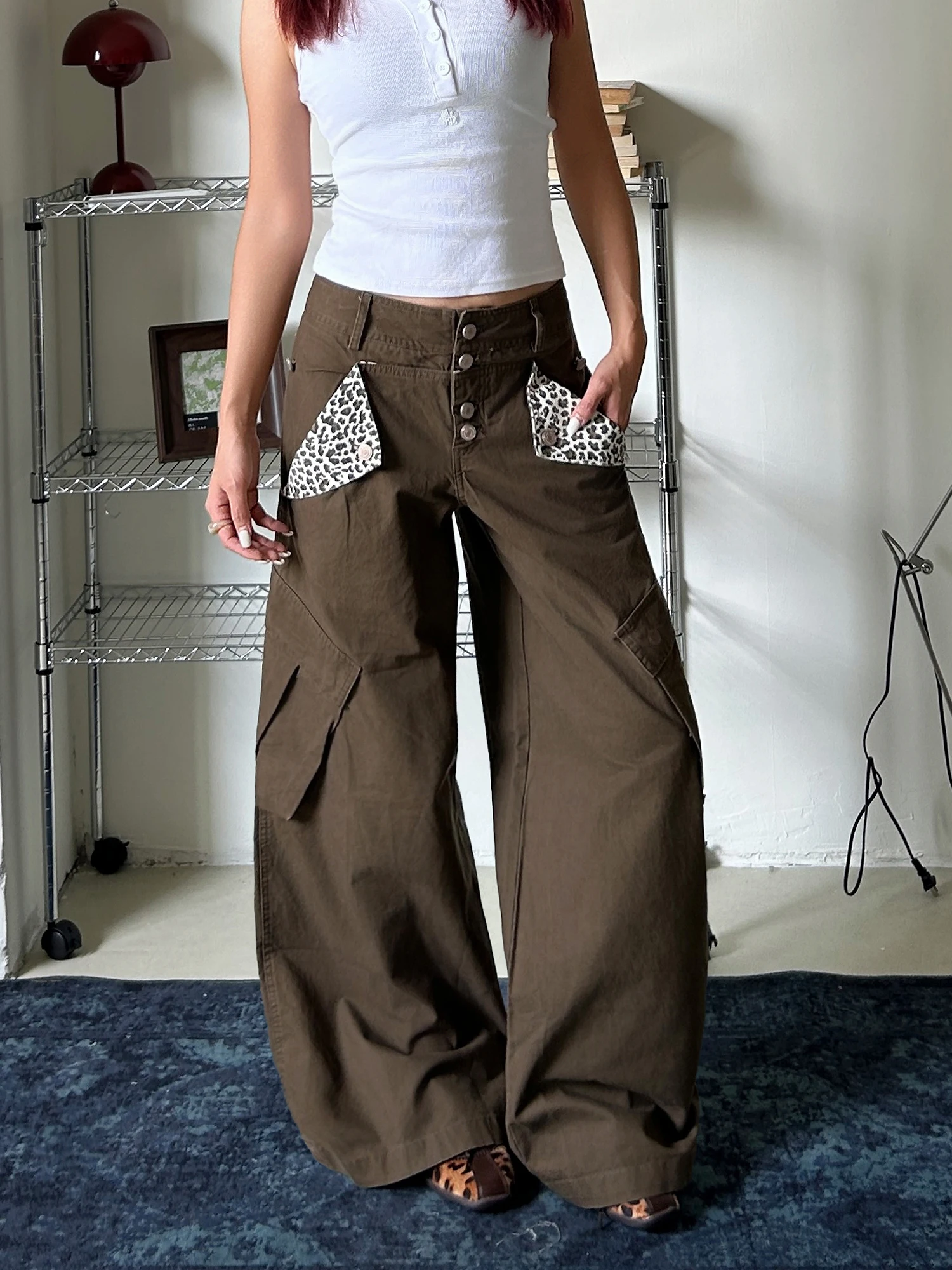 Американская рабочая одежда с леопардовым принтом в стиле ретро, джинсы, женские свободные широкие повседневные длинные брюки, осень-зима, большие хлопковые джинсы
Американская рабочая одежда с леопардовым принтом в стиле ретро, джинсы, женские свободные широкие повседневные длинные брюки, осень-зима, большие хлопковые джинсы