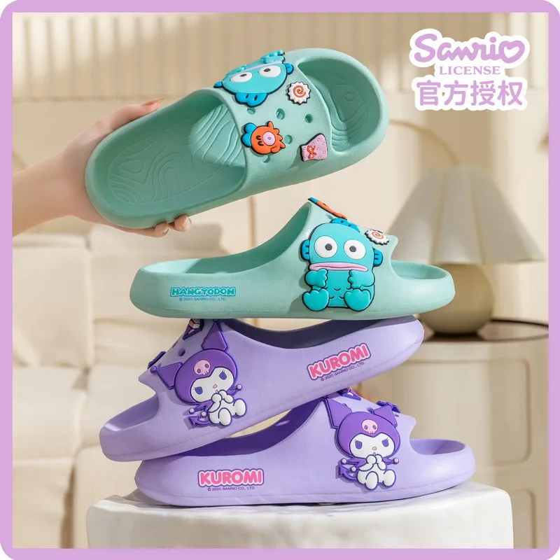 Оригинальные летние тапочки Sanrio для женщин и девочек с персонажами Куроми и Хелло Китти, модные нескользящие туфли для студентов, подарок-игрушка
Оригинальные летние тапочки Sanrio для женщин и девочек с персонажами Куроми и Хелло Китти, модные нескользящие туфли для студентов, подарок-игрушка