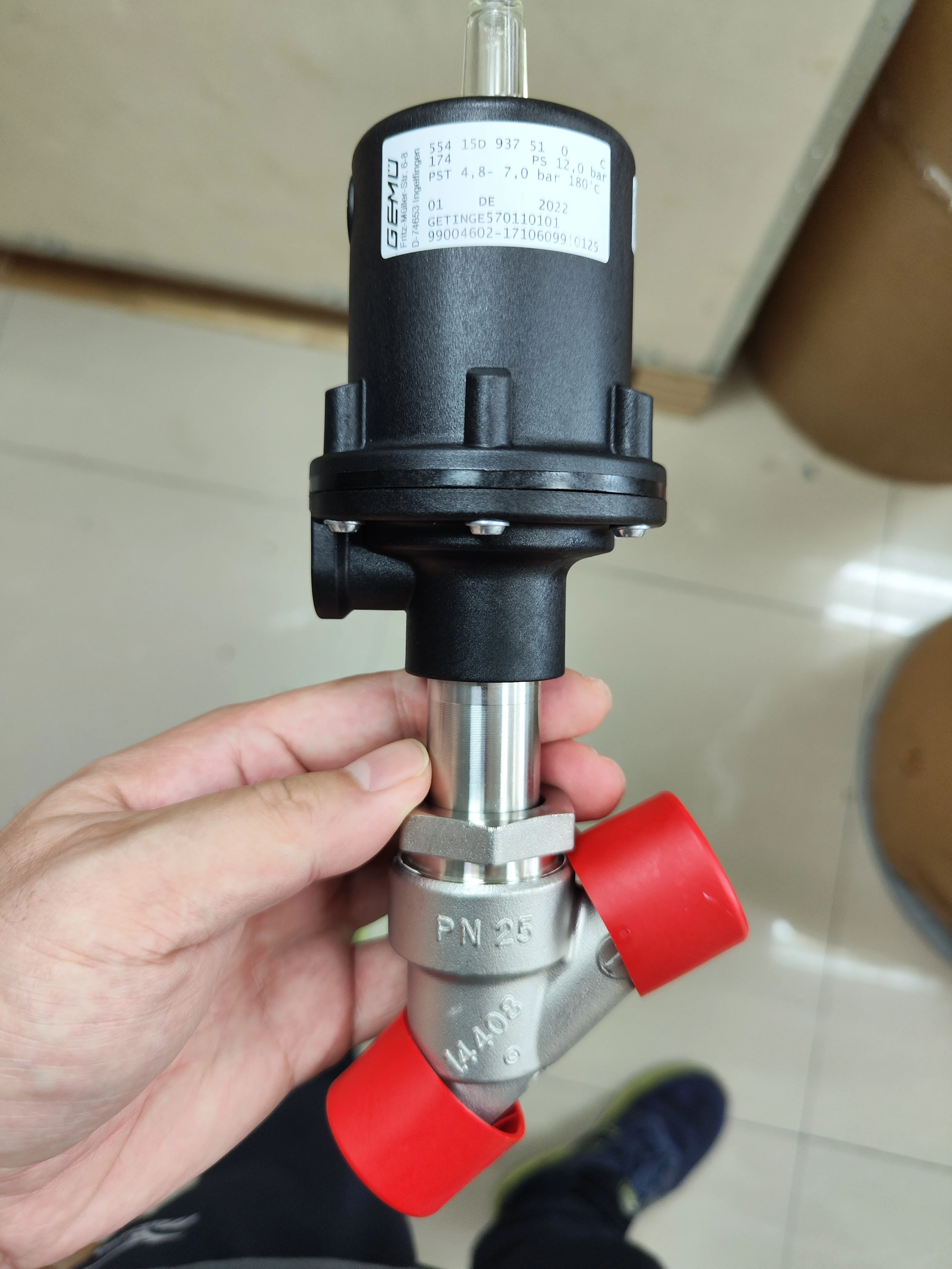 used for GETINGE HS6617 GEMU Pneumatic valve 570110101
used for GETINGE HS6617 GEMU Pneumatic valve 570110101