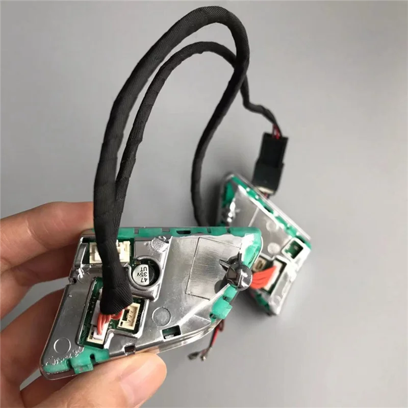 L10A New Steering Wheel Multi Function Control Buttons Switch STD For A4 A5 Q5 Q7 S4 S5 RS4 RS5 4L0951523D 4L0951523DXHA
L10A New Steering Wheel Multi Function Control Buttons Switch STD For A4 A5 Q5 Q7 S4 S5 RS4 RS5 4L0951523D 4L0951523DXHA
