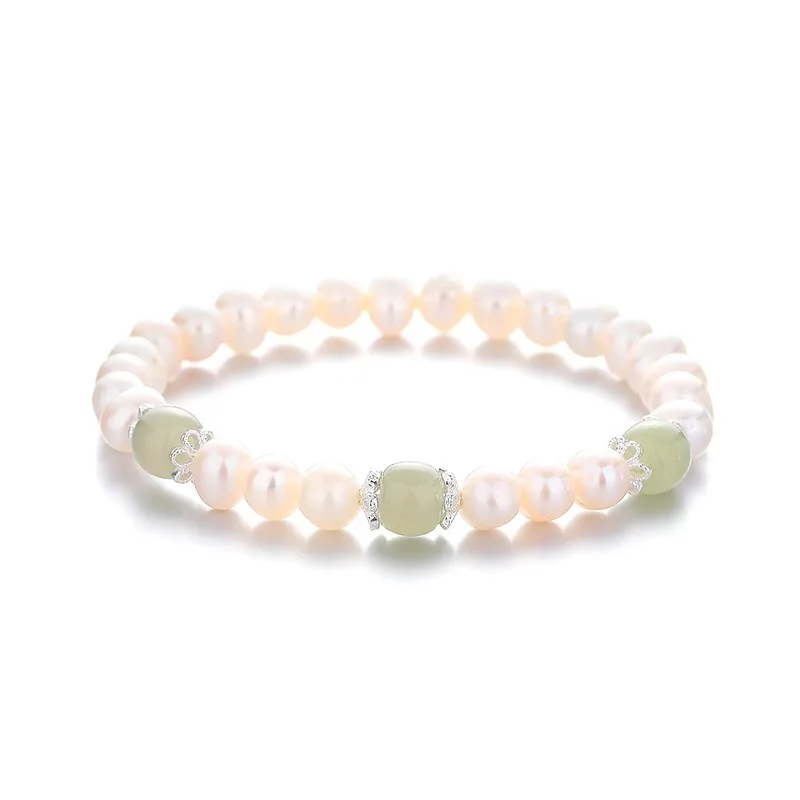 silver natural freshwater pearl Hetian jade bracelet women's light luxury new Chinese niche exquisite high-end bracelet.
silver natural freshwater pearl Hetian jade bracelet women's light luxury new Chinese niche exquisite high-end bracelet.