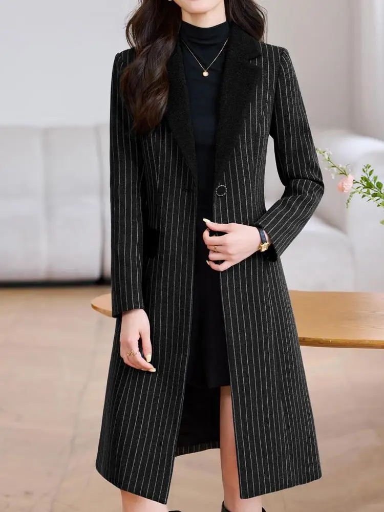 Korean Fashion Women Black Grey Striped Patchwork Elegant Woolen Coat Autumn Winter Single Button Long Sleeve Jacket Streetwear
Korean Fashion Women Black Grey Striped Patchwork Elegant Woolen Coat Autumn Winter Single Button Long Sleeve Jacket Streetwear