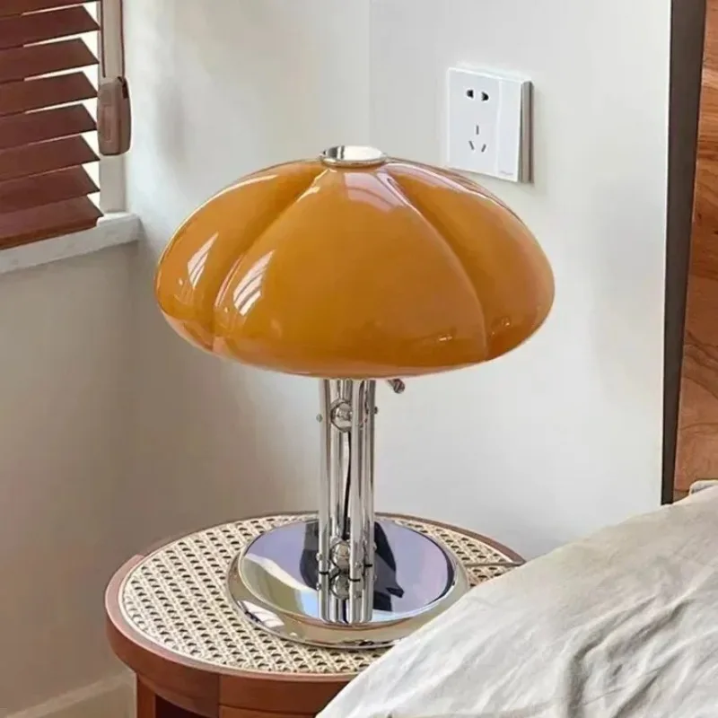 Modern Medieval Art Desk Lamp Light Luxury Bedroom Living Room Bedside Light Creative Pumpkin Decorative Floor Lamp LED Lighting
Modern Medieval Art Desk Lamp Light Luxury Bedroom Living Room Bedside Light Creative Pumpkin Decorative Floor Lamp LED Lighting
