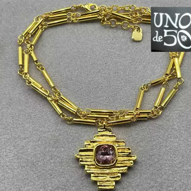 2024 Selling Exquisite High Quality UNO DE 50 Fashion Classic 925 Necklace Jewelry Romantic Holiday Gift
2024 Selling Exquisite High Quality UNO DE 50 Fashion Classic 925 Necklace Jewelry Romantic Holiday Gift