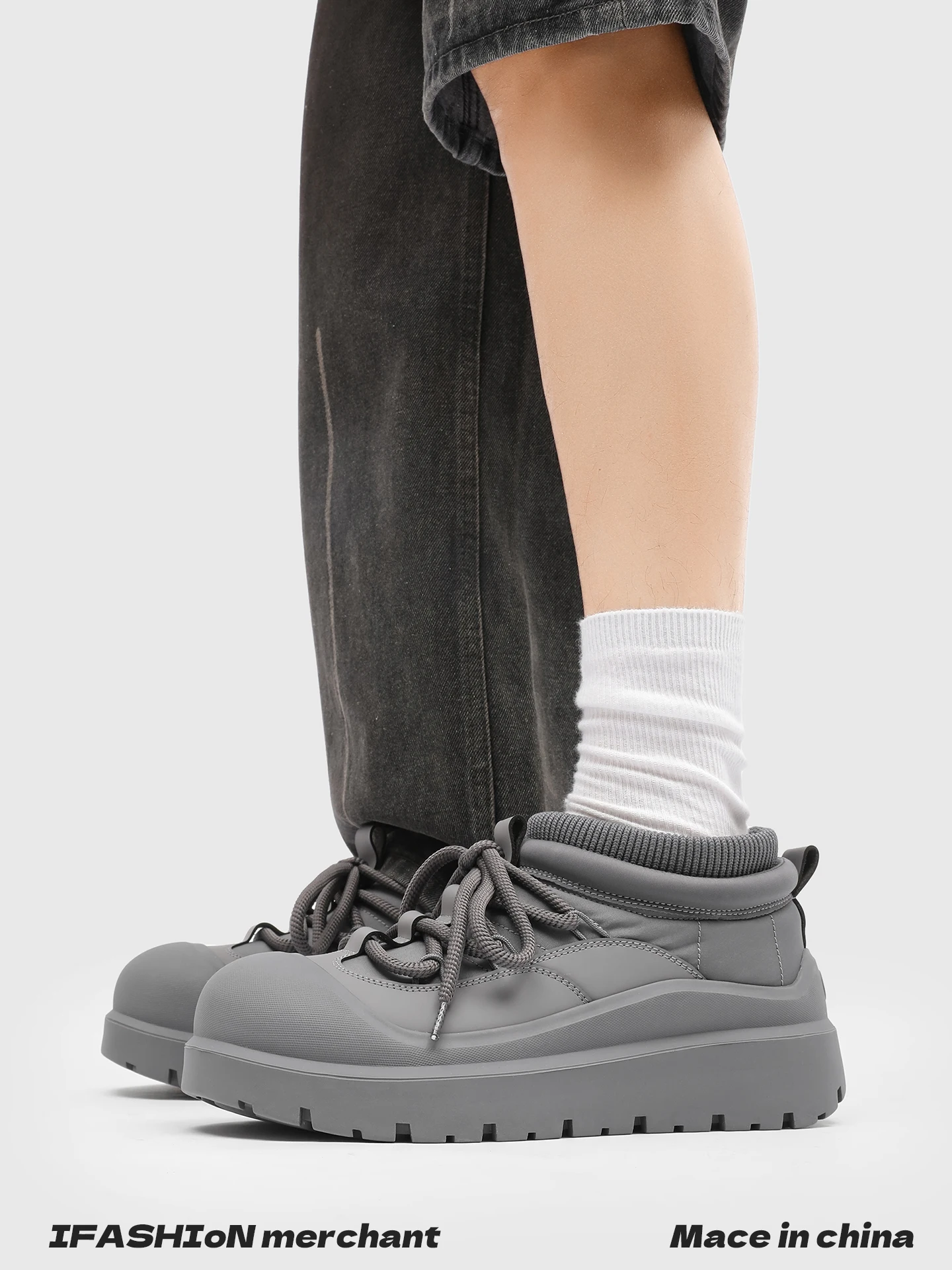 Men's 2025 New Thick-soled Velvet Casual Sports Shoes Versatile Waterproof and Non-slip Bread Cotton Women's Snow Boots
Men's 2025 New Thick-soled Velvet Casual Sports Shoes Versatile Waterproof and Non-slip Bread Cotton Women's Snow Boots