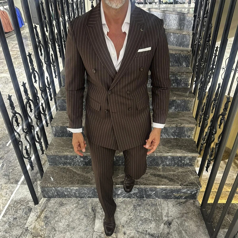 Fashion Brown Pinstripe Men's Suits Elegant Double Breasted Peak Lapel Business Smart Casual 2 Piece Jacket Pants Full Sets 
Fashion Brown Pinstripe Men's Suits Elegant Double Breasted Peak Lapel Business Smart Casual 2 Piece Jacket Pants Full Sets