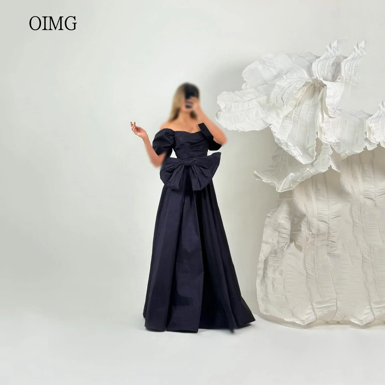 OIMG Taffeta Bow Belt Saudi A-line Prom Gowns Off The Shoulder Formal Party Gown Floor Length Evening Dress Customized
OIMG Taffeta Bow Belt Saudi A-line Prom Gowns Off The Shoulder Formal Party Gown Floor Length Evening Dress Customized
