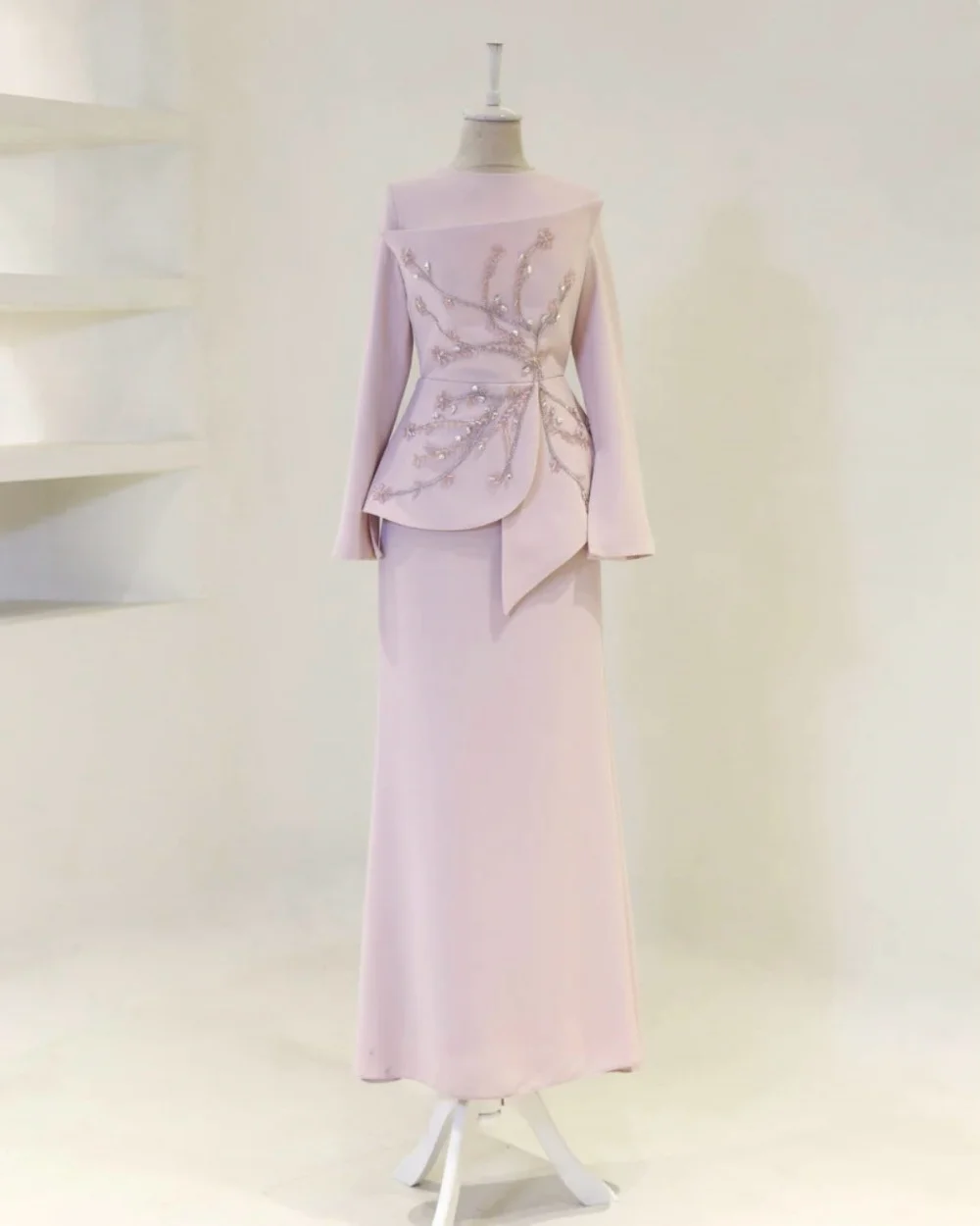Customized Modern Style Matching Jersey Beading Sequined Rhinestone A-line High Collar Long Dresses Evening Dresses for Woman
Customized Modern Style Matching Jersey Beading Sequined Rhinestone A-line High Collar Long Dresses Evening Dresses for Woman