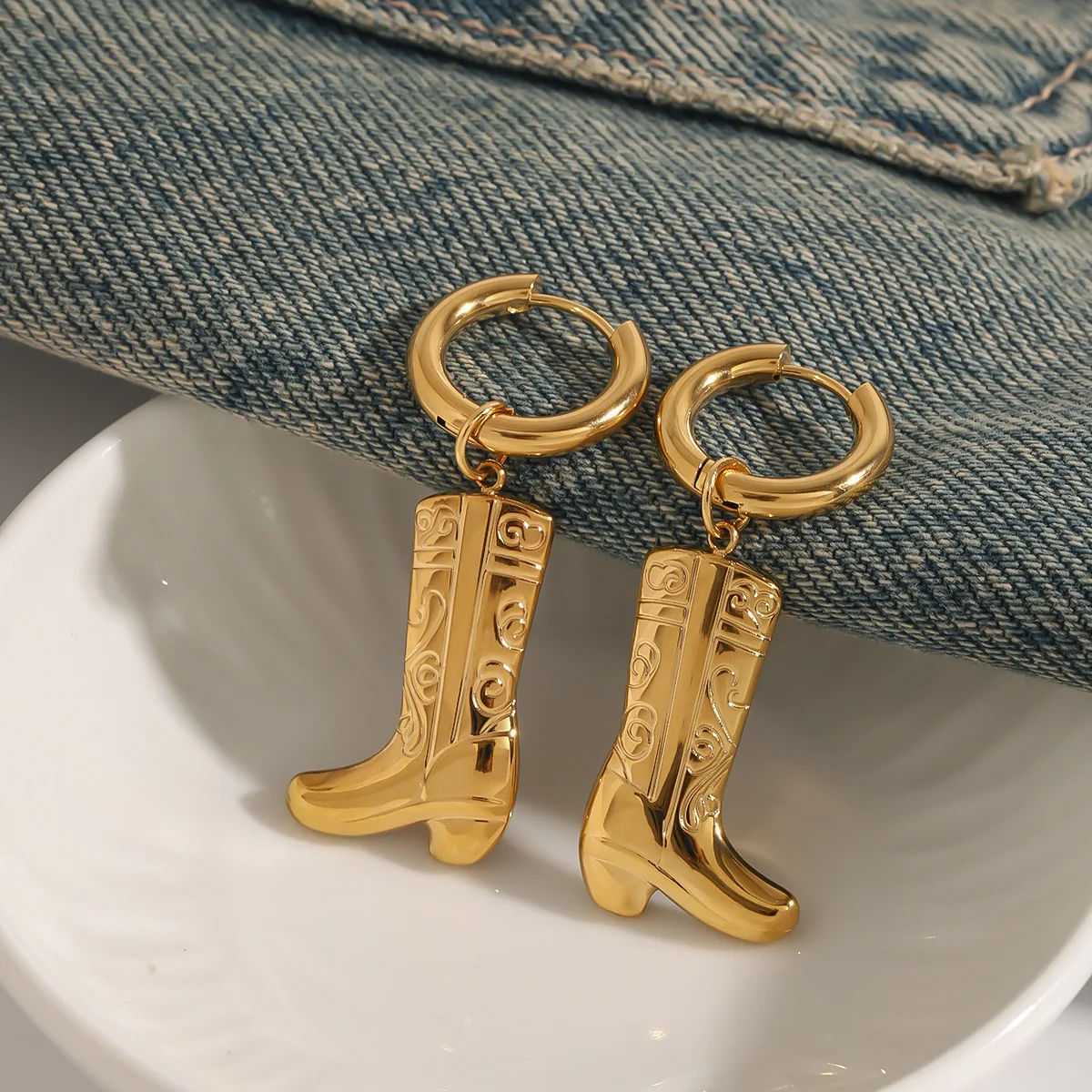Stainless Steel PVD 18K Gold Plated Tarnish Waterproof Boots Earrings For Woman Jewelry Wholesale Trendy
Stainless Steel PVD 18K Gold Plated Tarnish Waterproof Boots Earrings For Woman Jewelry Wholesale Trendy