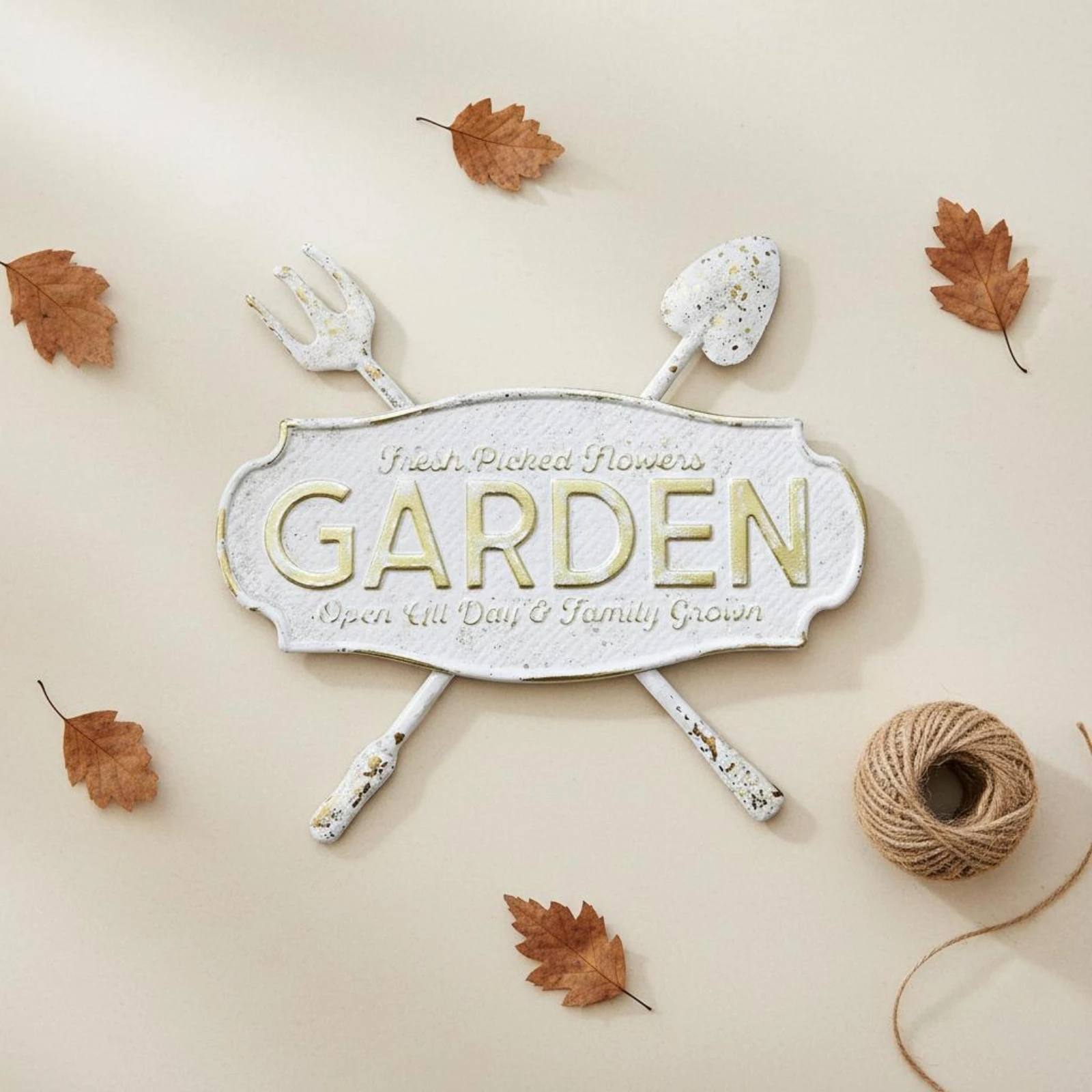 Rustic Metal Garden Sign Distressed Finish Vintage Iron Plaque Garden Wall Sign Easy to Hang Metal Wall Plaque Pre-Drilled Holes
Rustic Metal Garden Sign Distressed Finish Vintage Iron Plaque Garden Wall Sign Easy to Hang Metal Wall Plaque Pre-Drilled Holes