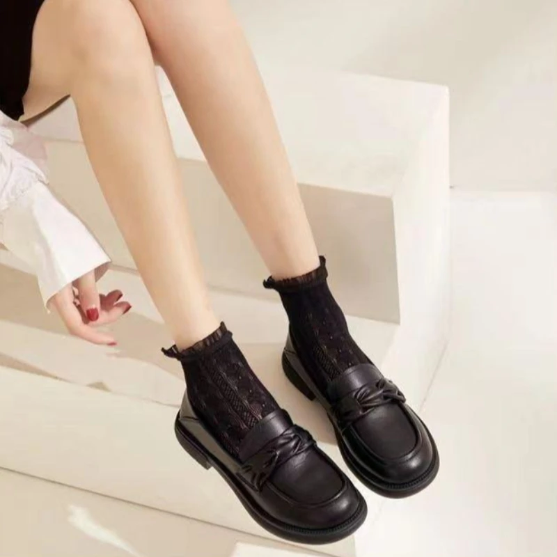 Women's Waterproof Platform Loafers Soft Sole Casual Leather Shoes British Style for Spring 2026 All-Match Fashion Footwear
Women's Waterproof Platform Loafers Soft Sole Casual Leather Shoes British Style for Spring 2026 All-Match Fashion Footwear